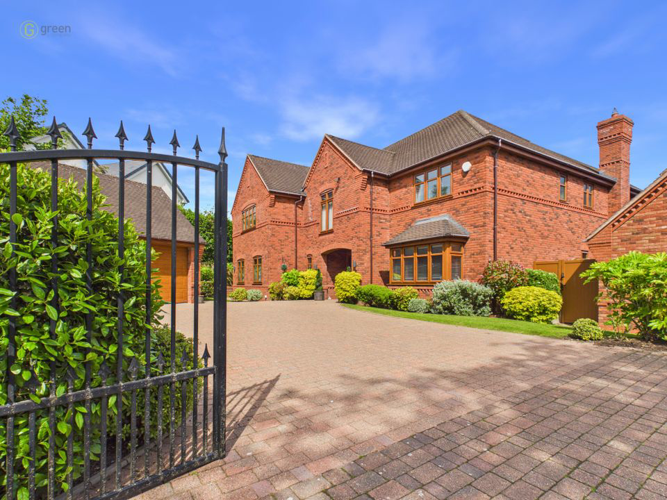 Pinfold Hill, Shenstone, Lichfield, WS14