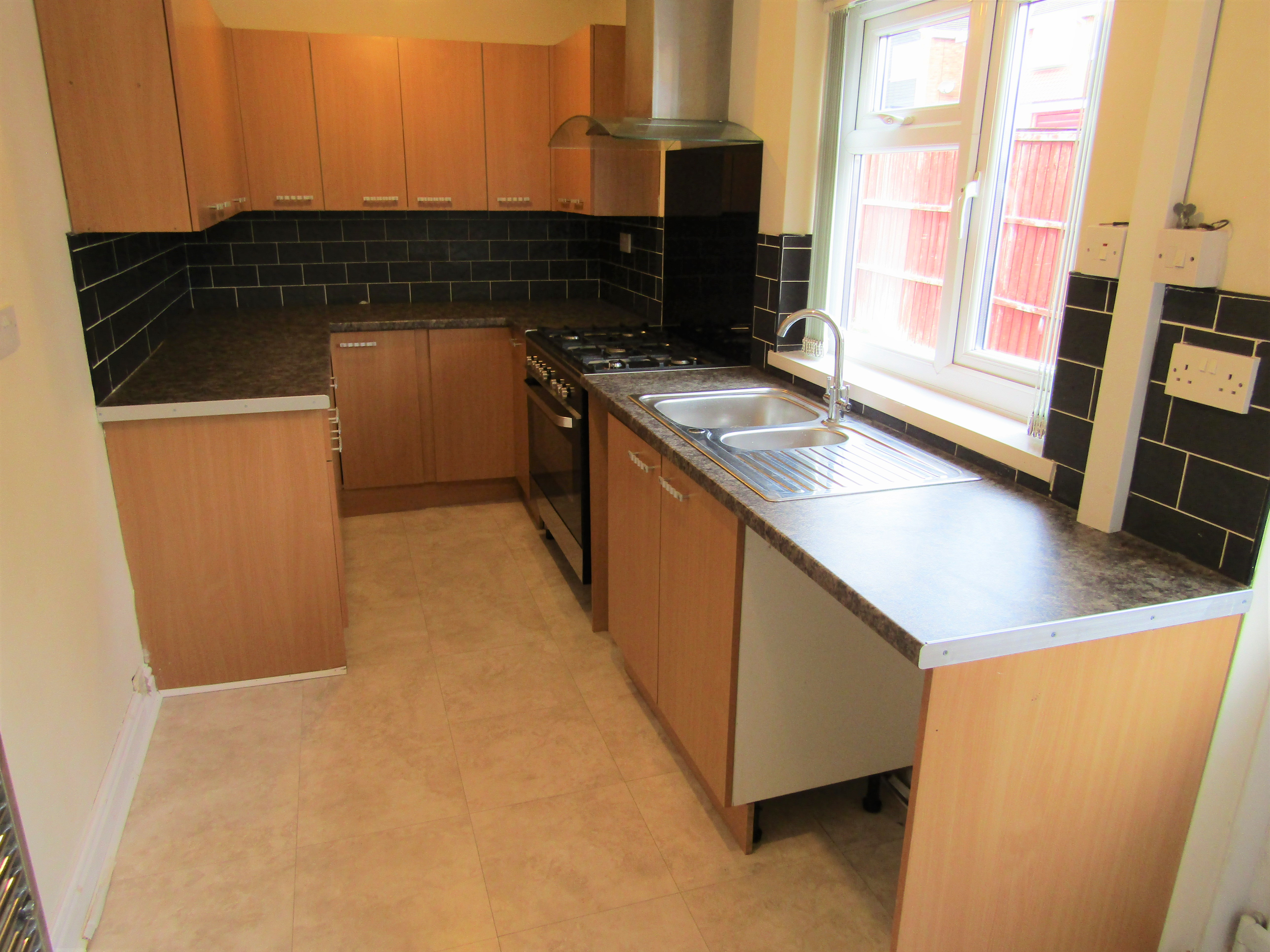 Brookside, Great Barr, B43, photo 3