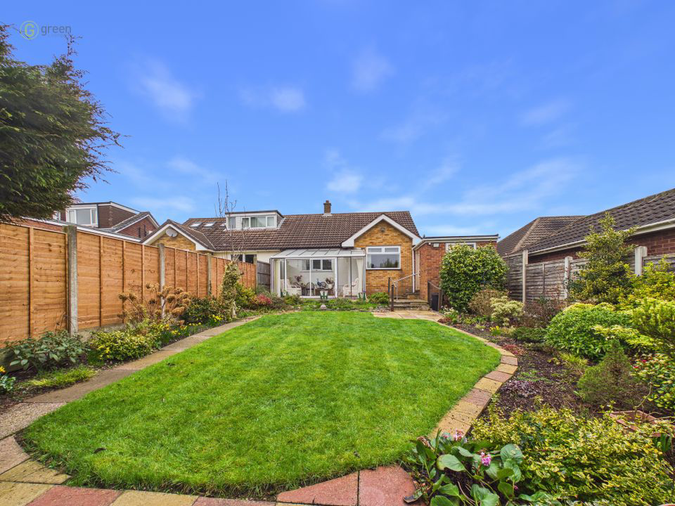 Whitecrest, Great Barr, Birmingham, B43, photo 5