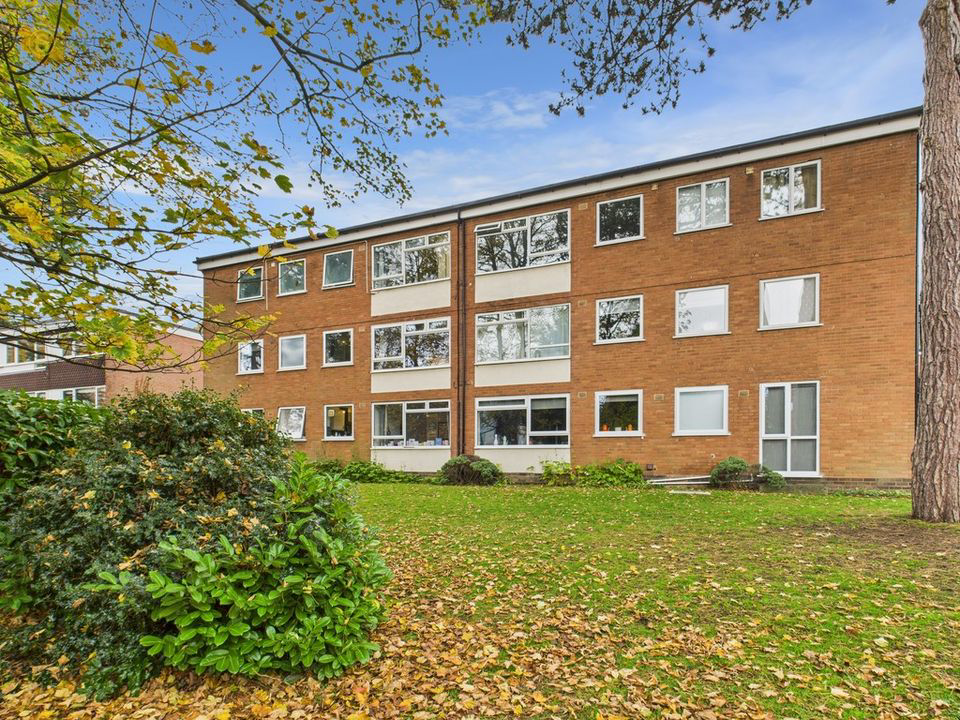 Boldmere Gardens, Sutton Coldfield, B73