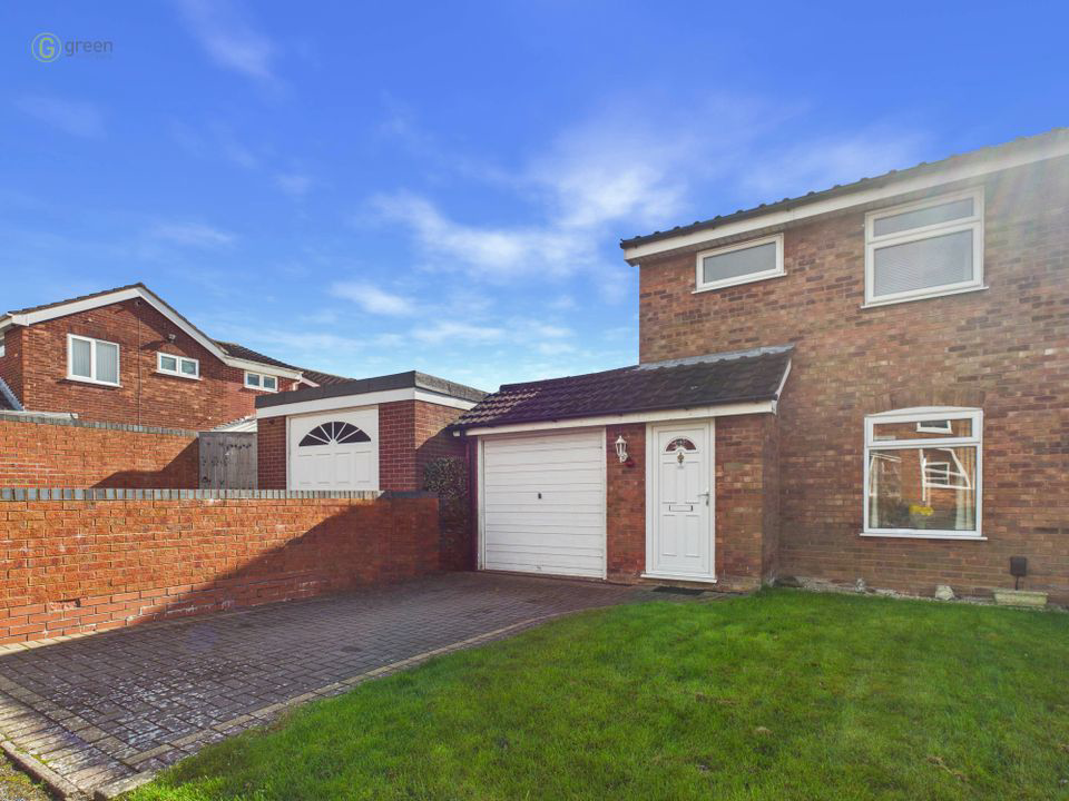 Sycamore, Wilnecote, Tamworth, B77