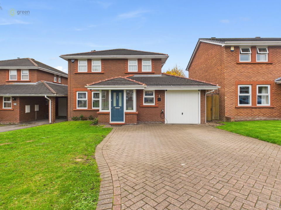 Lawnswood, Walmley, Sutton Coldfield, B76