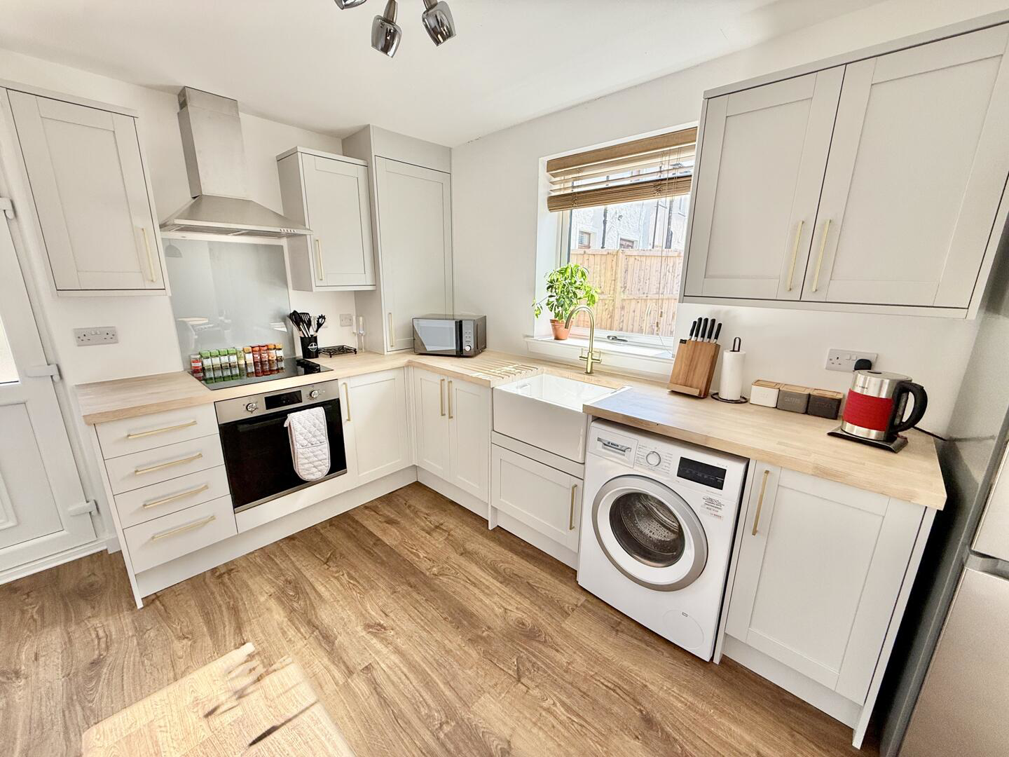 Queen's Place, Kilwinning, photo 3