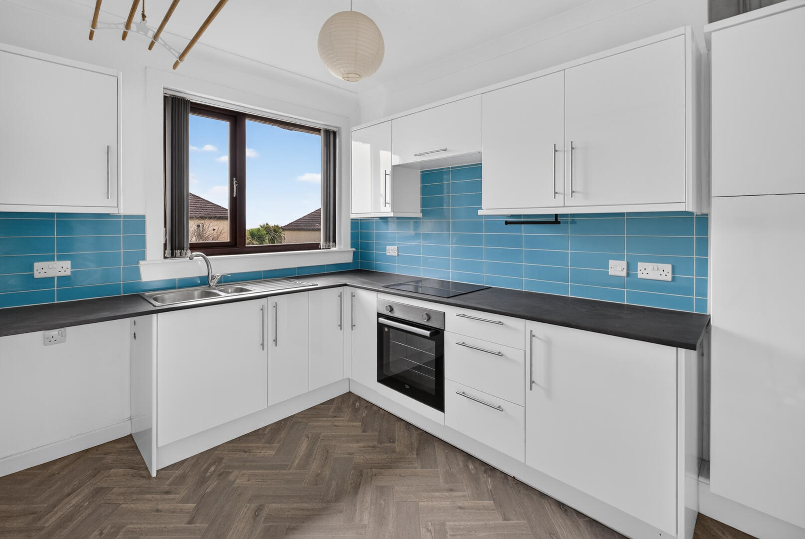 Highthorne Crescent, West Kilbride, photo 7