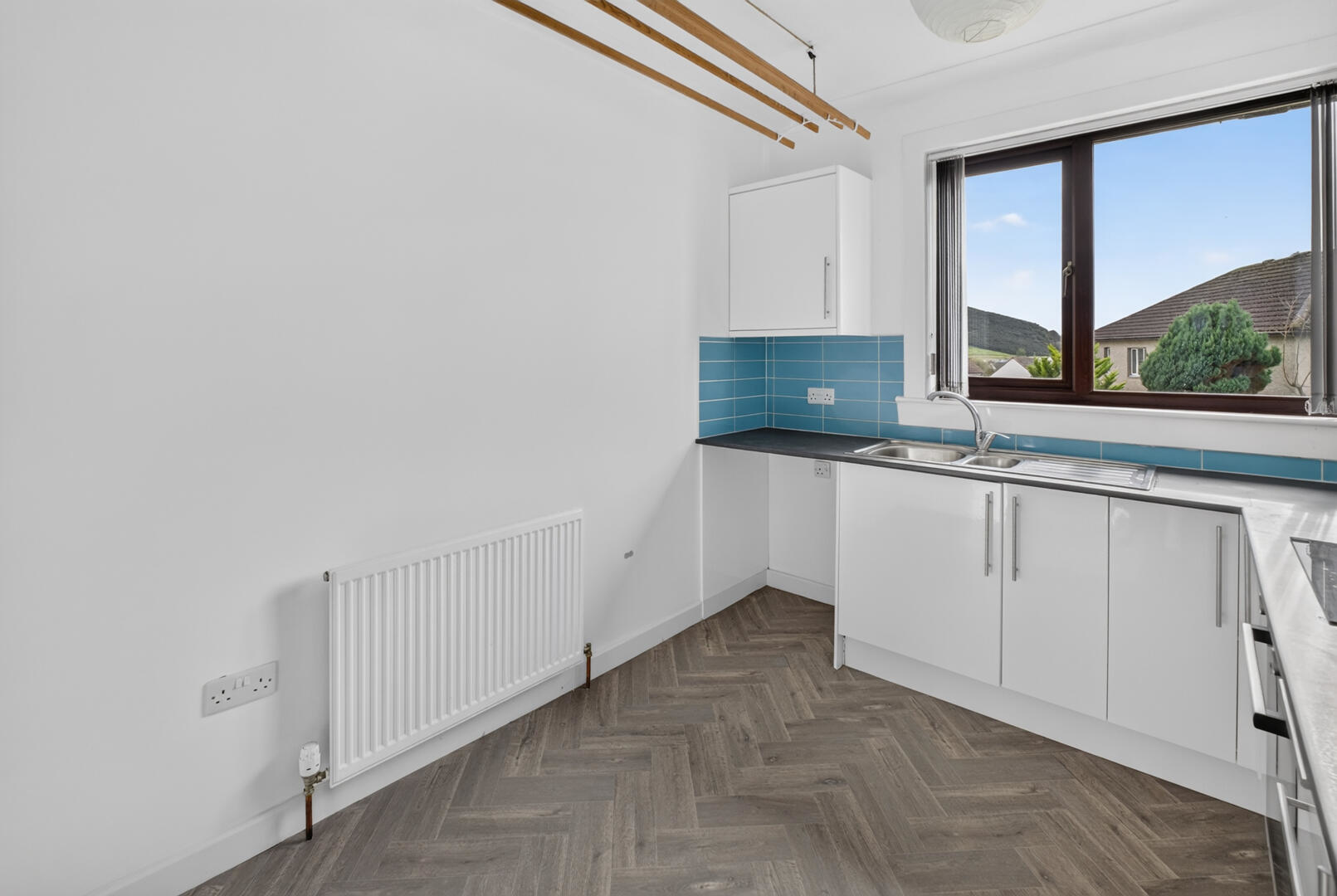Highthorne Crescent, West Kilbride, photo 10