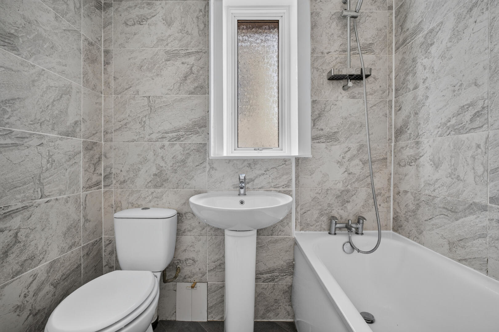 Highthorne Crescent, West Kilbride, photo 14