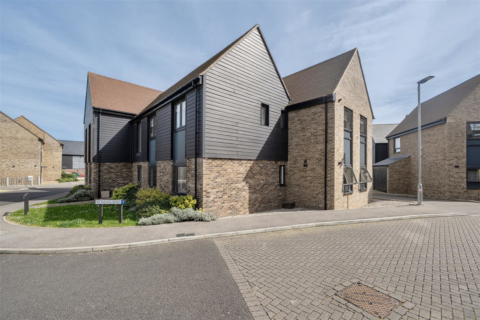 2 Brooke Close, Margate, photo 8