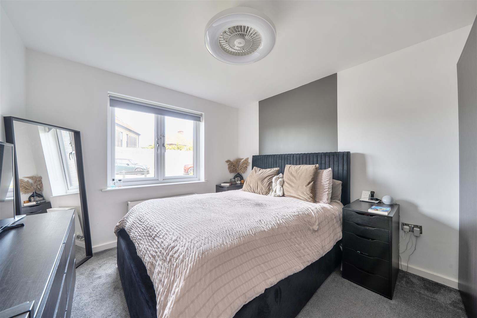 2 Brooke Close, Margate, photo 10