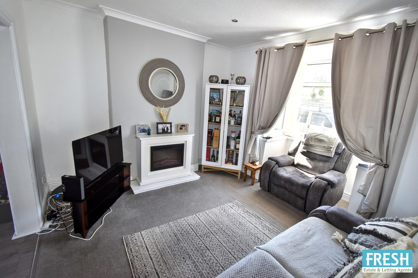 Strawberry Place, Morriston, Swansea, SA6, photo 2
