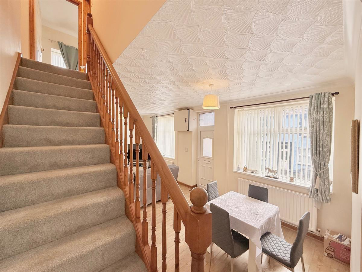 Tymeinwr Avenue, Bridgend, photo 3