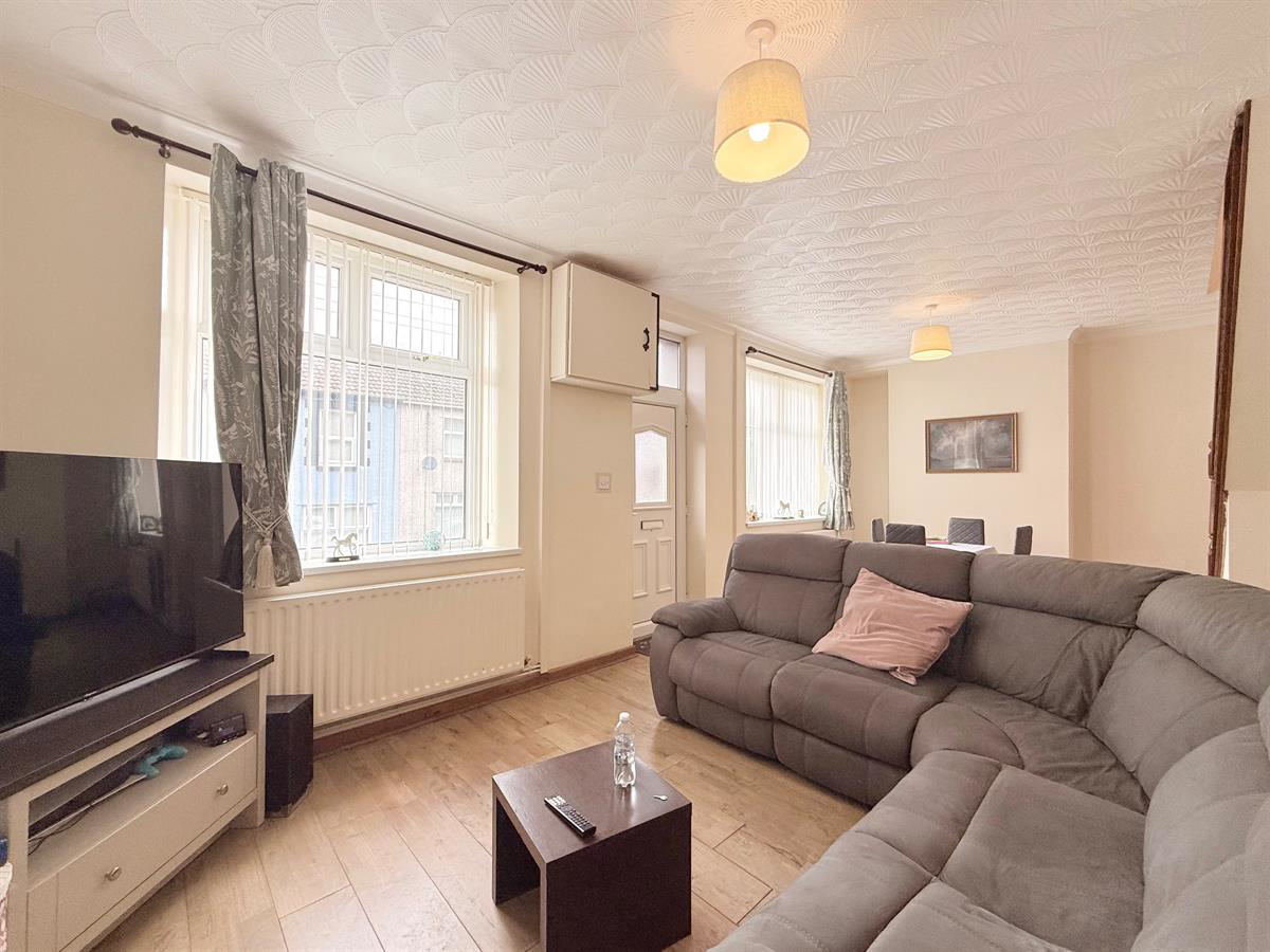 Tymeinwr Avenue, Bridgend, photo 4
