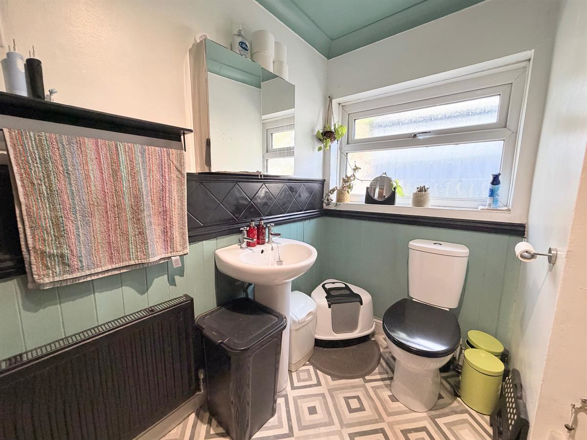 Penrhys Road, Tylorstown, Ferndale, photo 24