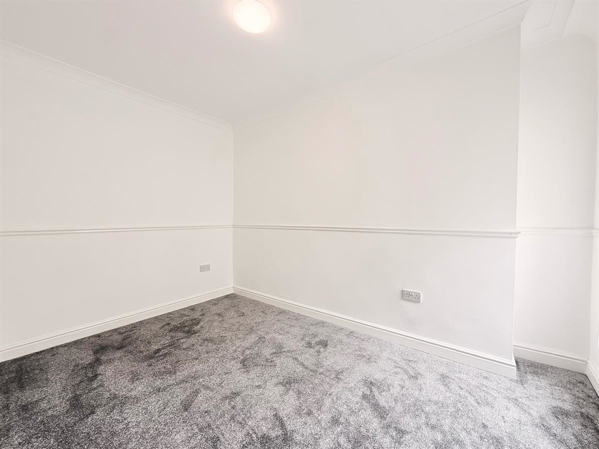 James Road, Blaengarw, Bridgend, photo 12
