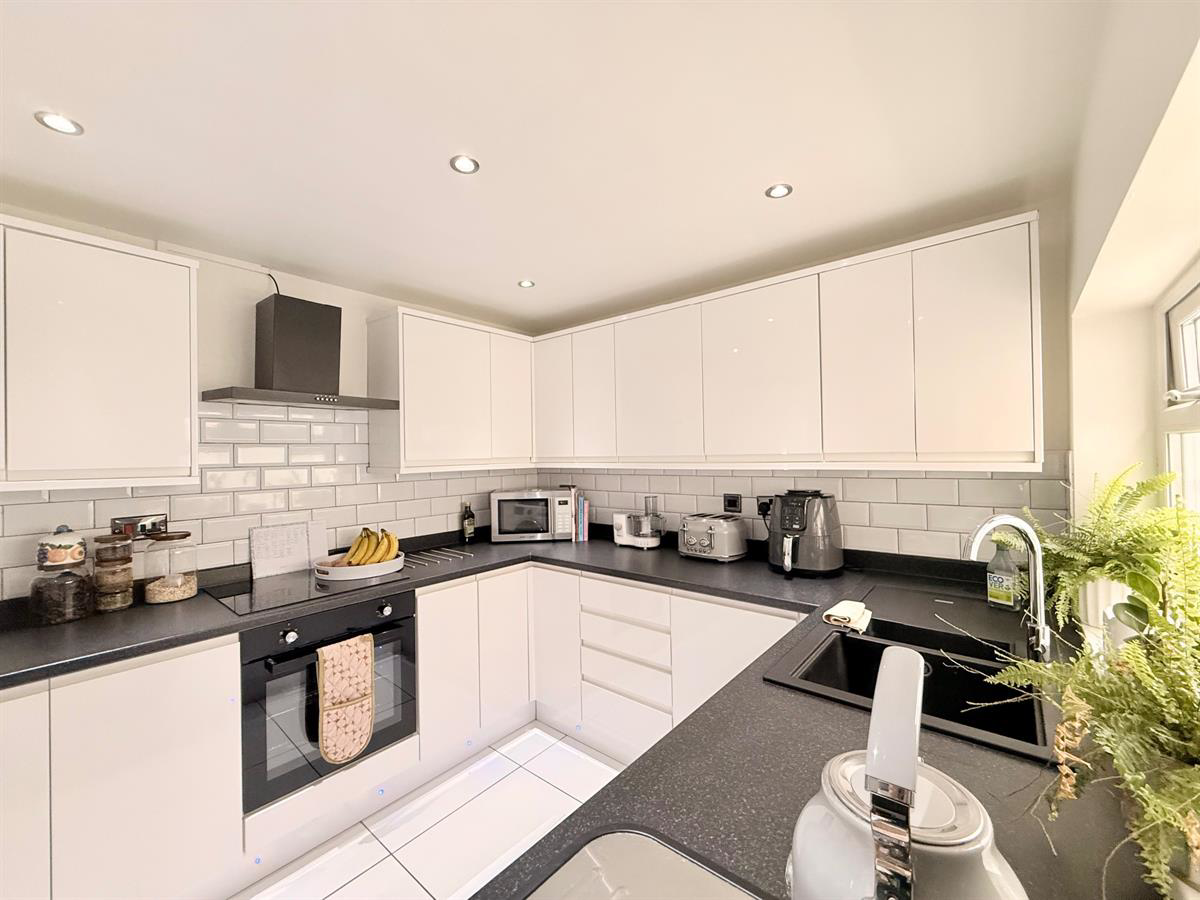Adare Street, Ogmore Vale, Bridgend, photo 9