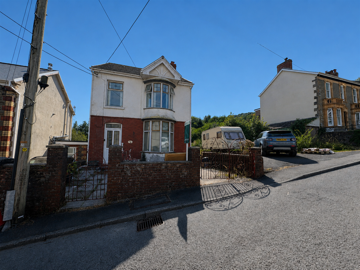 Alltygrug Road, Ystalyfera, Swansea