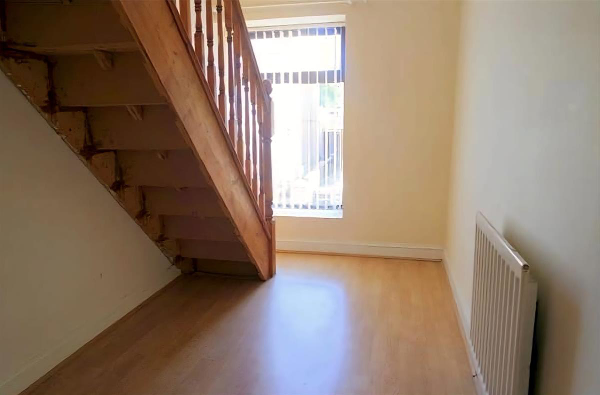Bridgend Road, Maesteg, photo 11