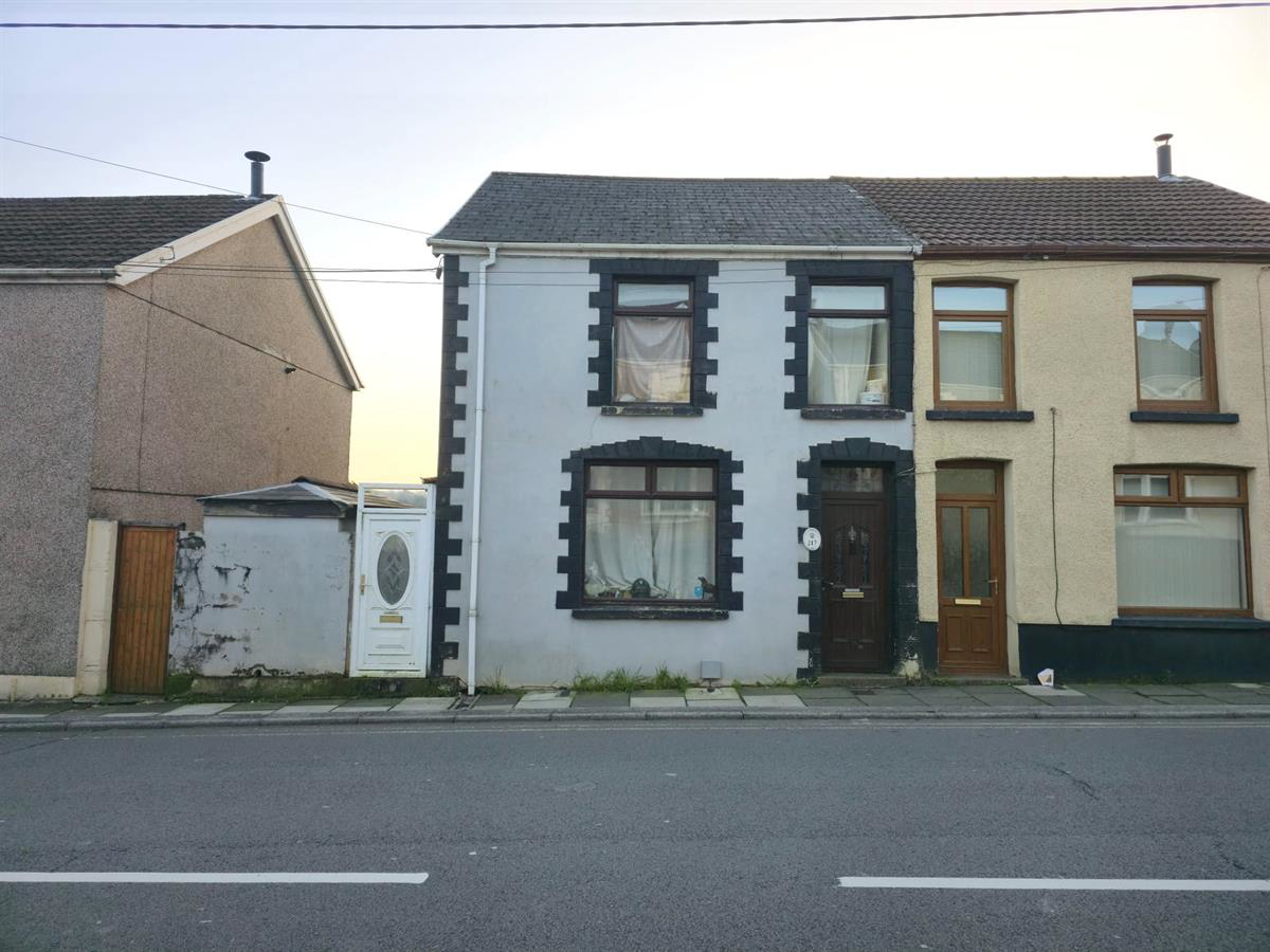 Bridgend Road, Maesteg