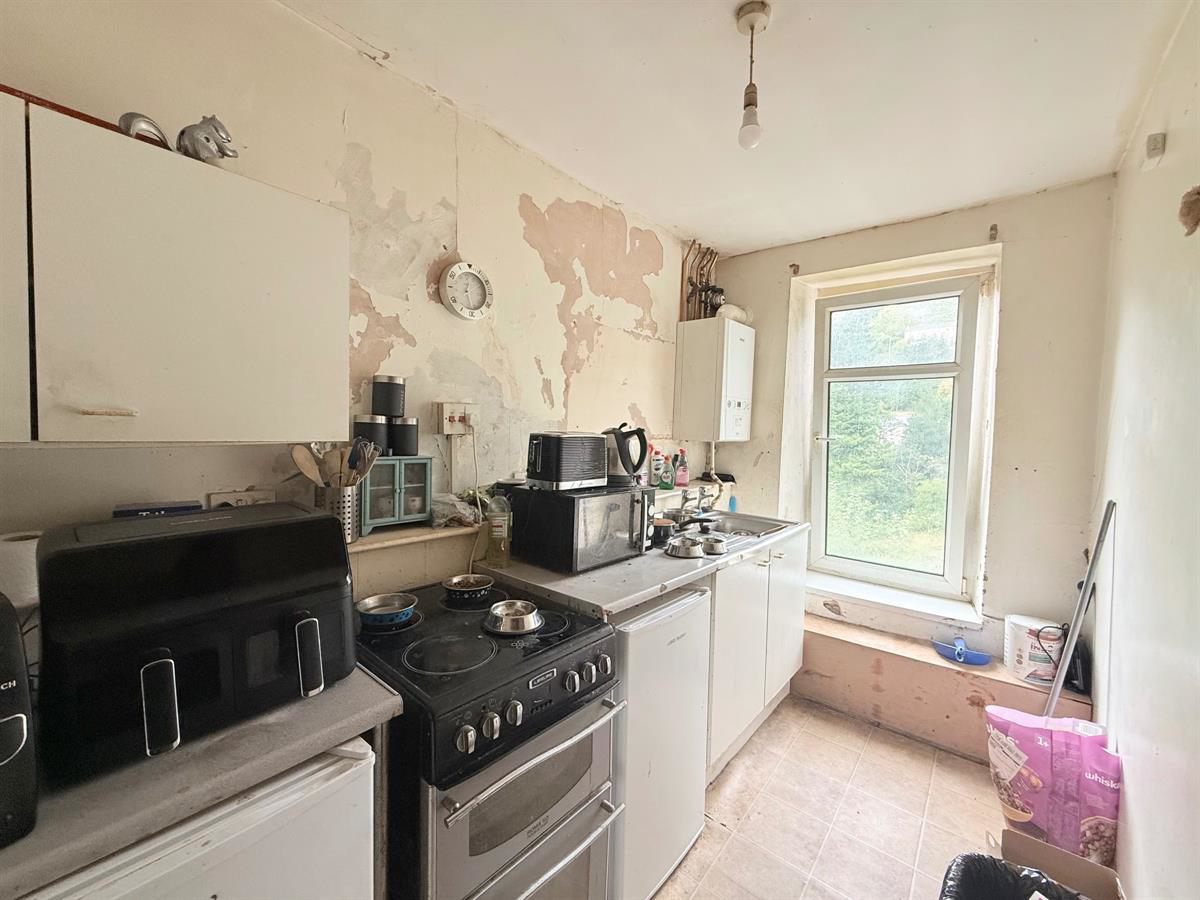 41A, B, C Oxford Street, Pontycymer, Bridgend, photo 18
