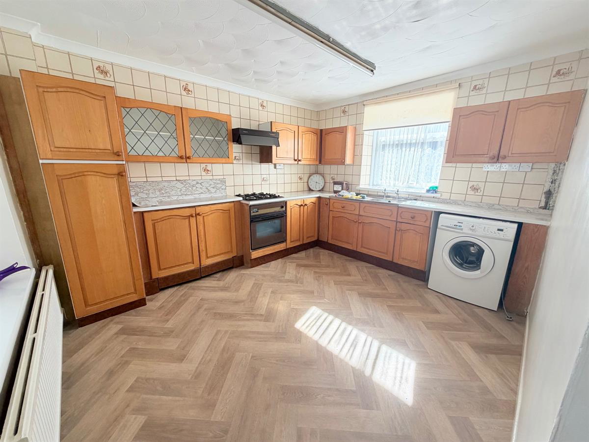 Mountain View, Pant Street, Pantygog, Bridgend, photo 7