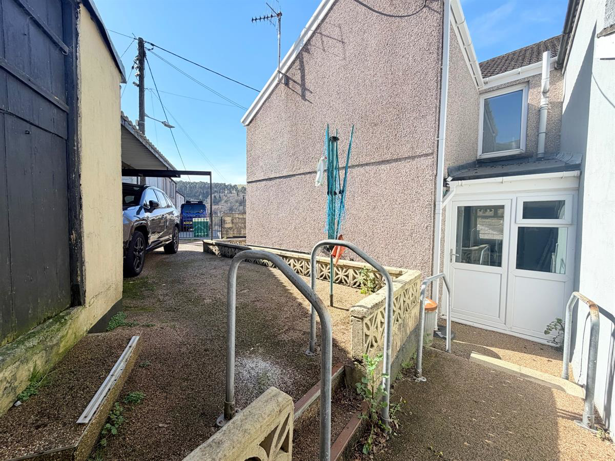 Mountain View, Pant Street, Pantygog, Bridgend, photo 24