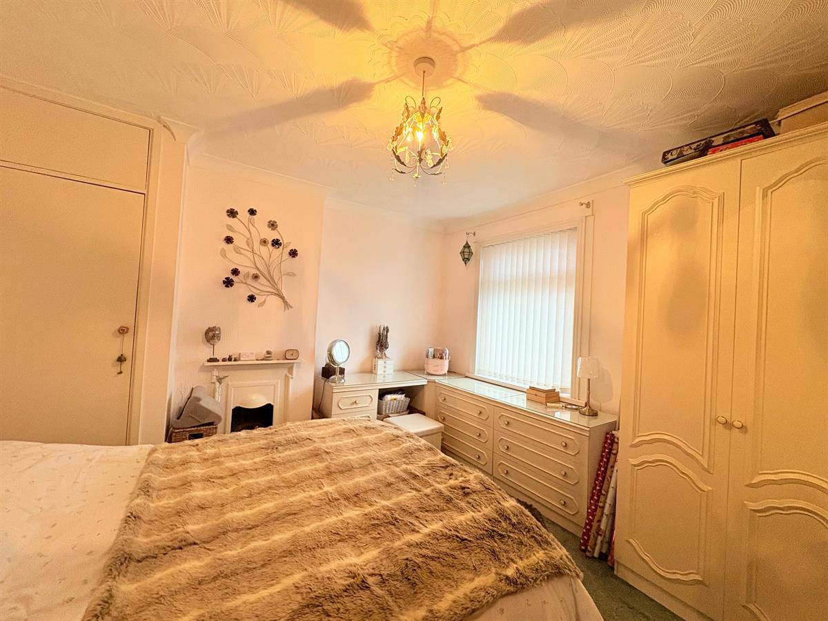 Heol Llwynffynon, Llangeinor, Bridgend, photo 10