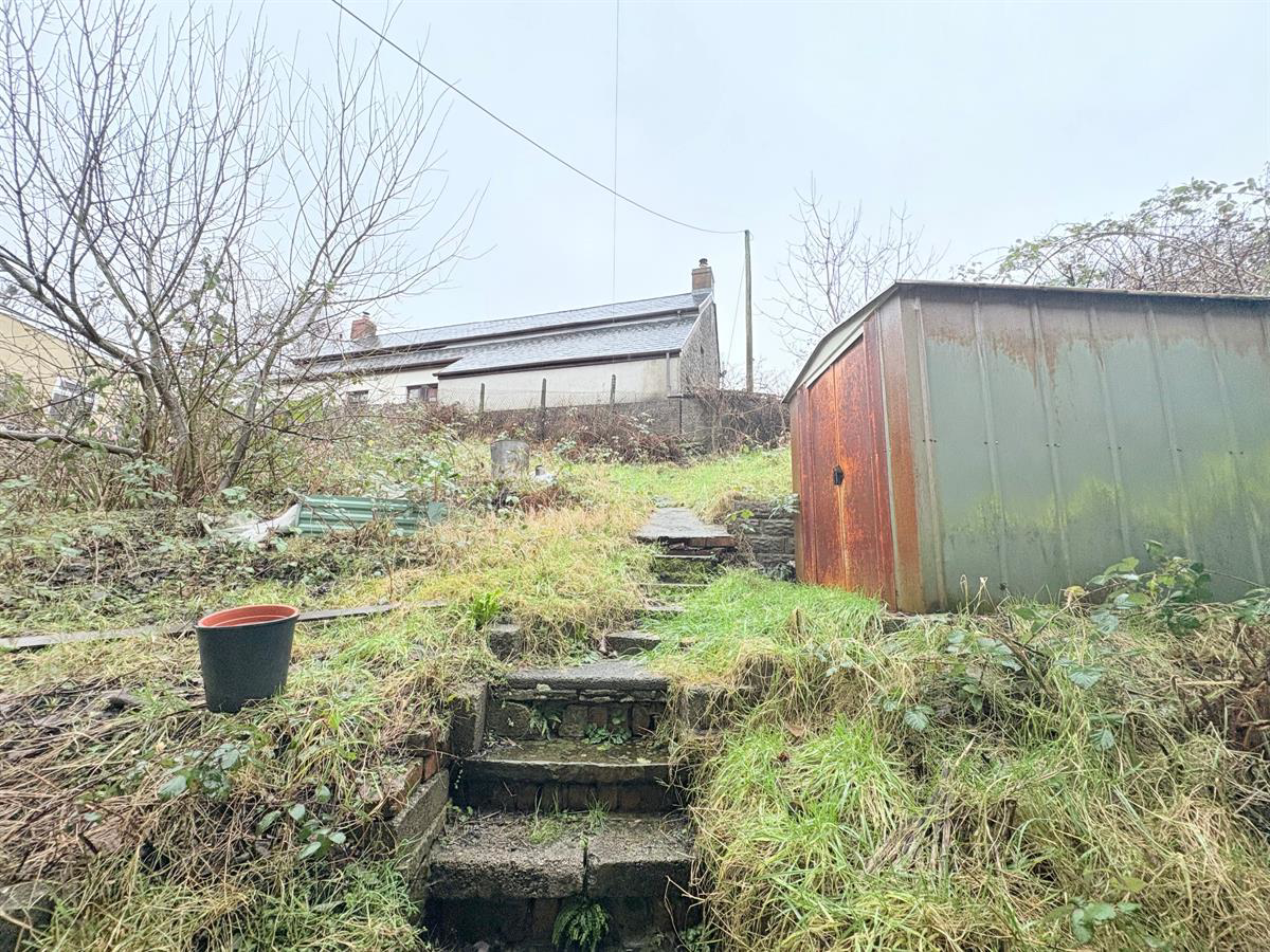 Heol Llwynffynon, Llangeinor, Bridgend, photo 14