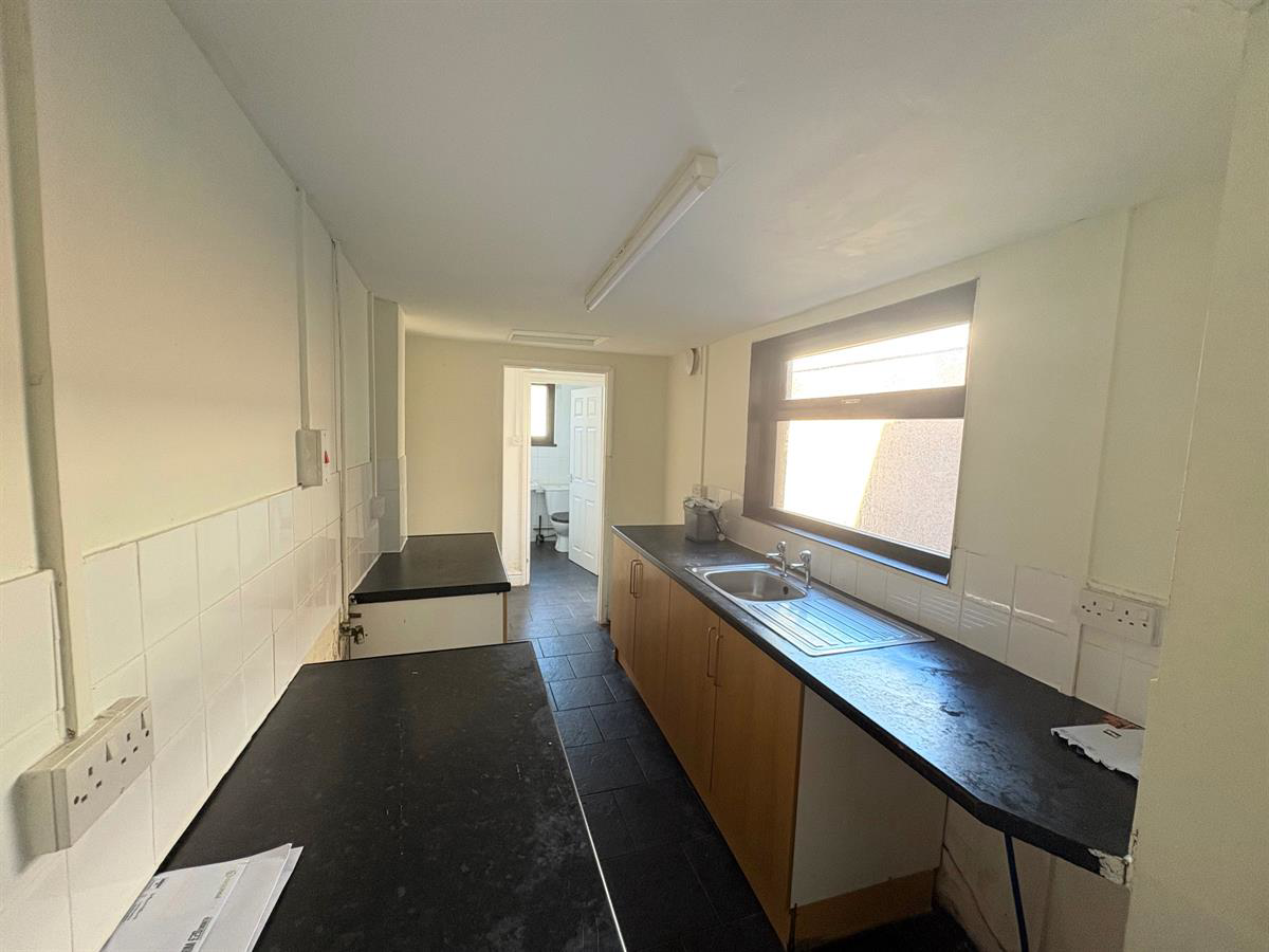 Chapel Terrace, Port Talbot, photo 6
