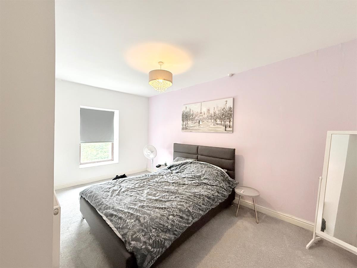 Church Street, Bridgend, photo 14