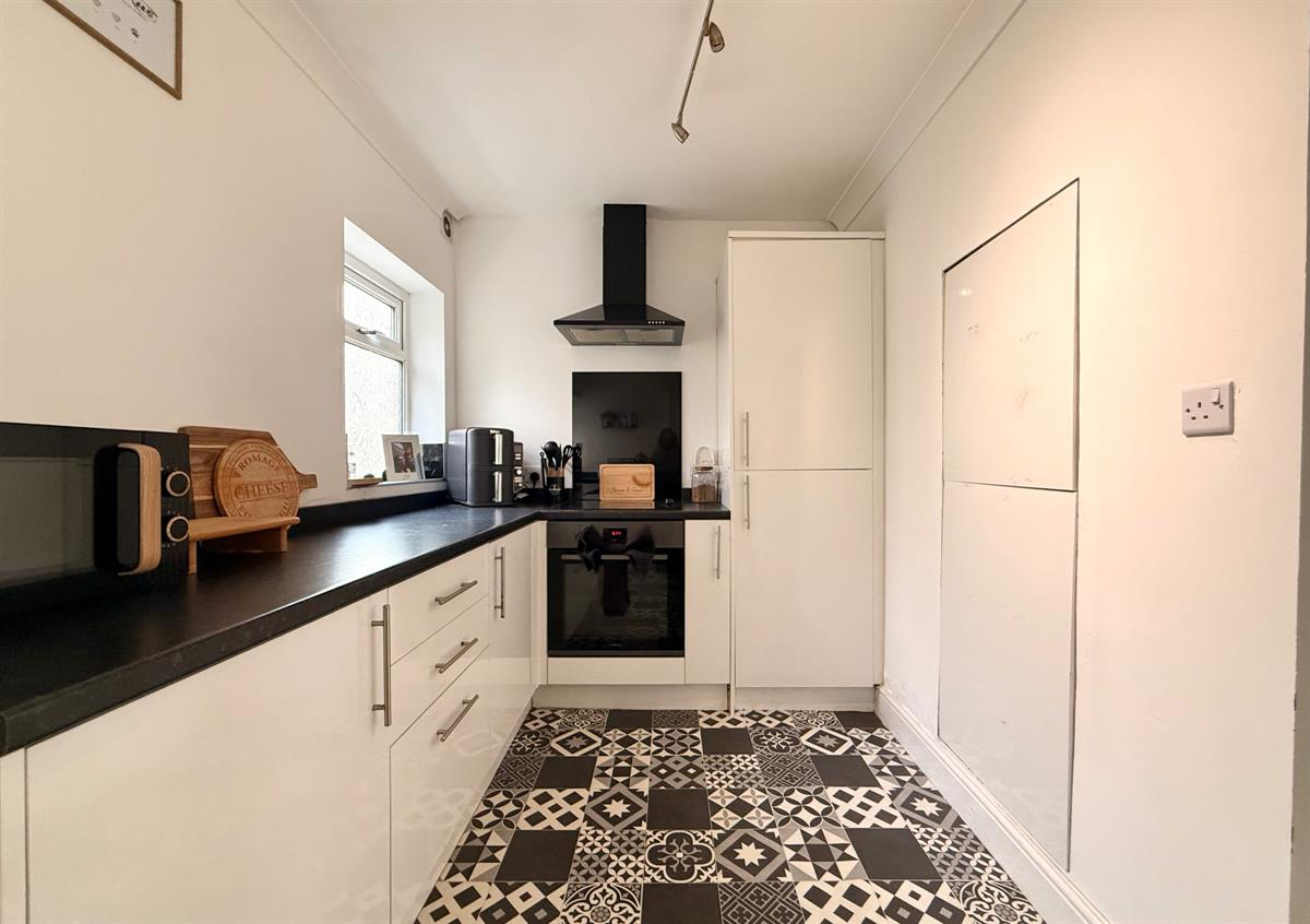 Marian Street, Blaengarw, Bridgend, photo 12