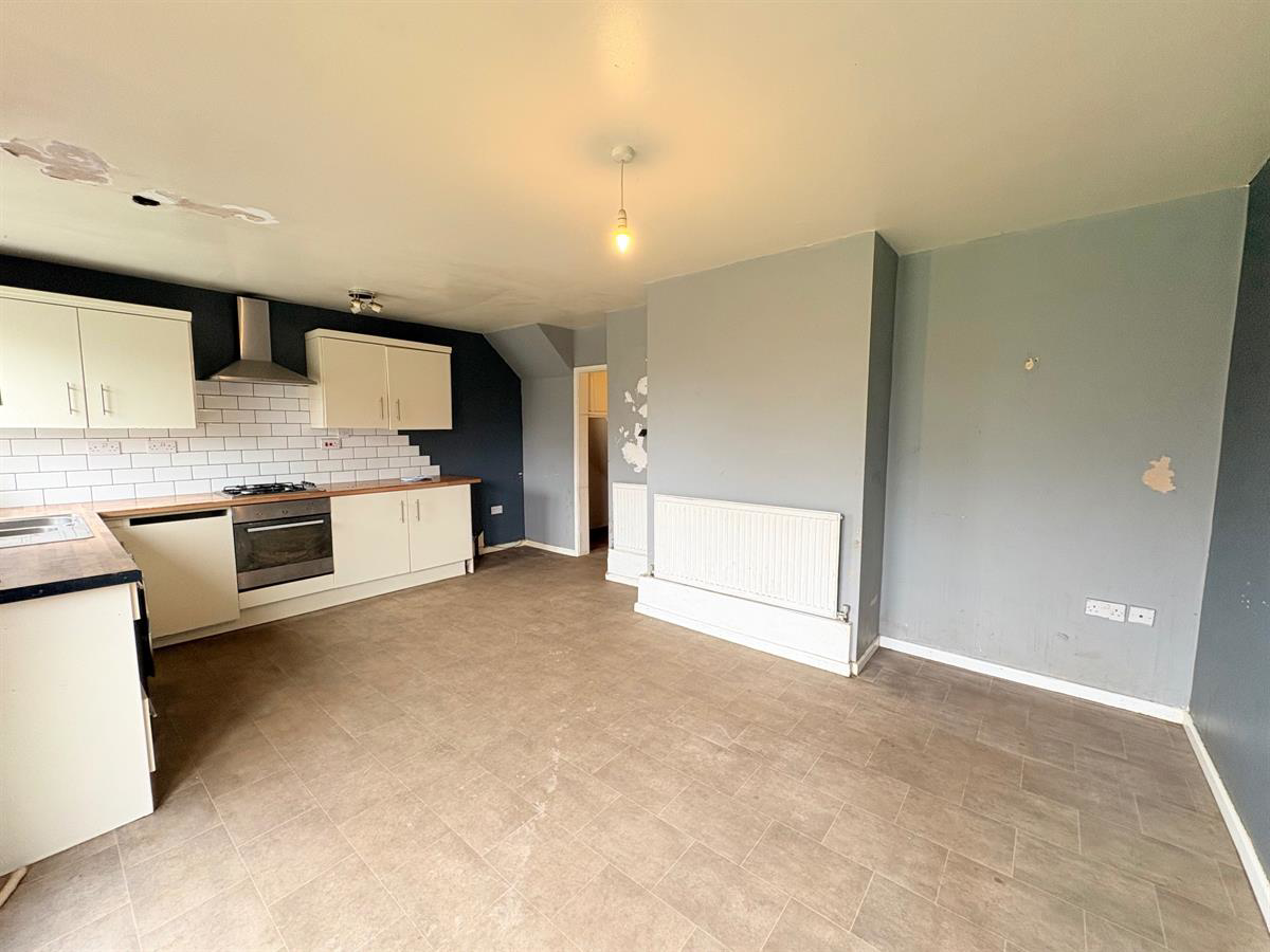 Waun Fach, Bettws, Bridgend, photo 8