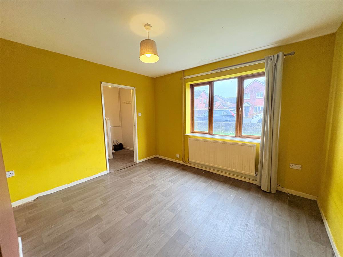 Waun Fach, Bettws, Bridgend, photo 6