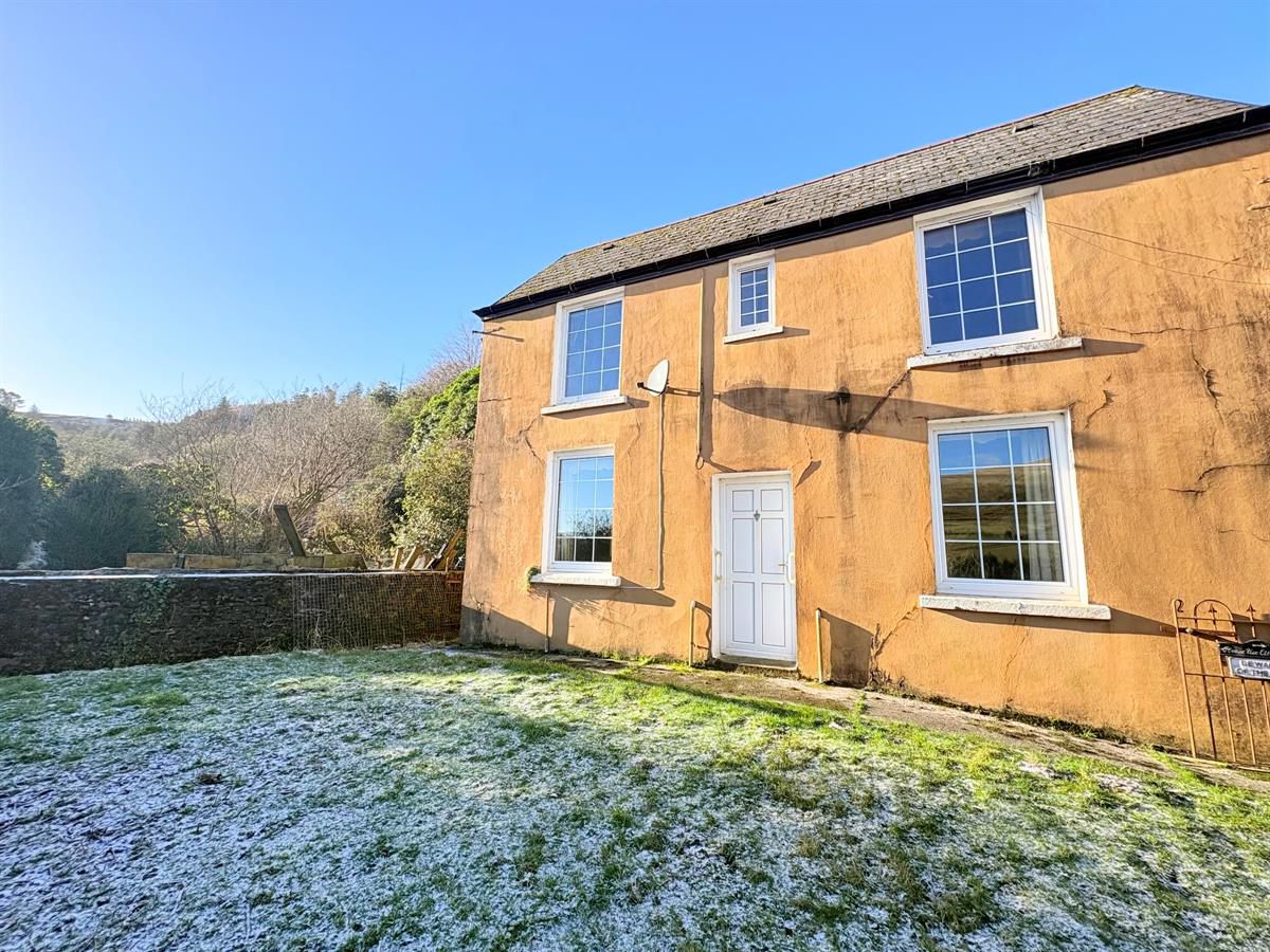 Garreg Farm, Garreg Side, Blaengarw, Bridgend, photo 3