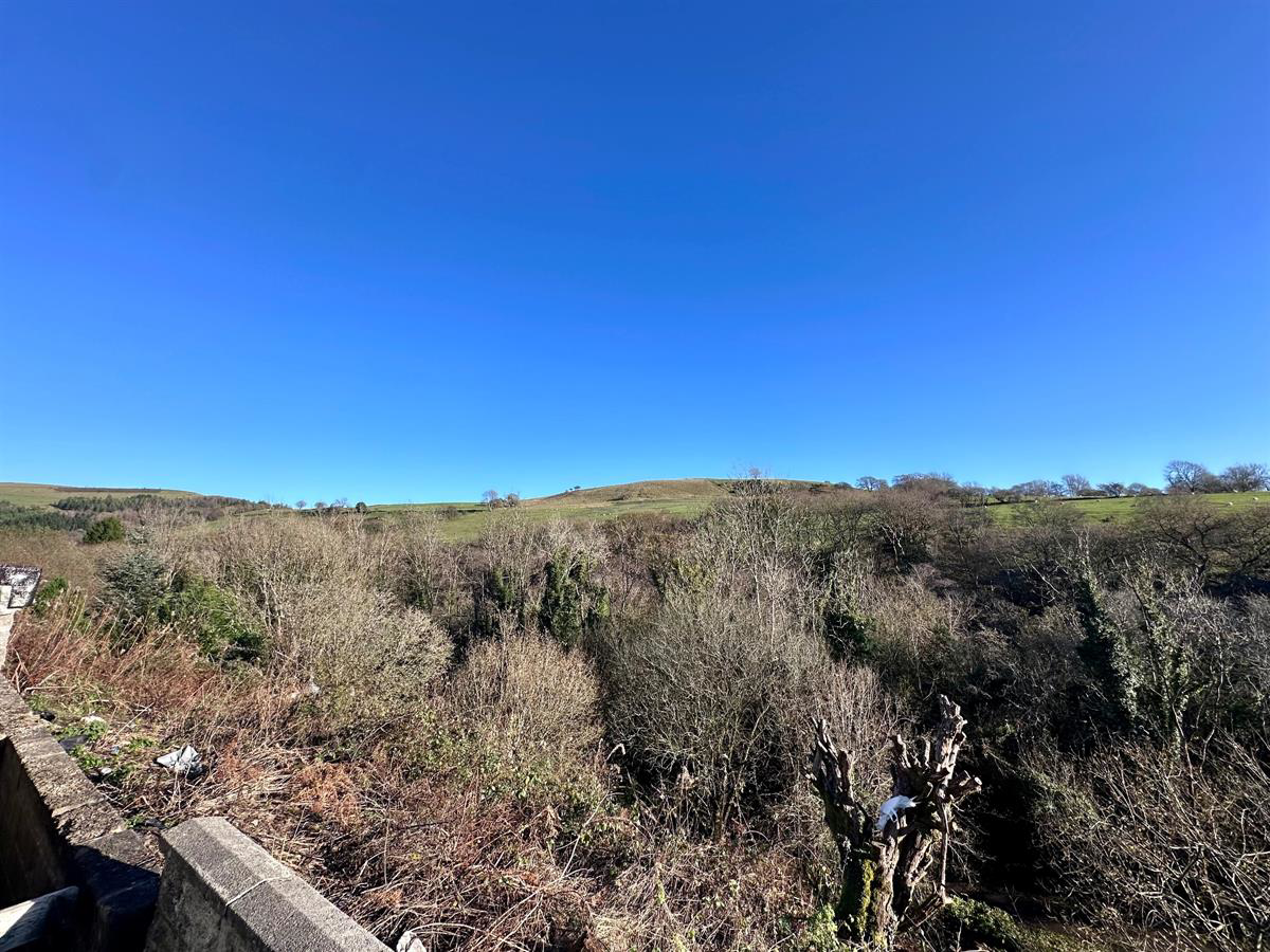 Dan-yr-Heol, Pantyrawel, Bridgend, photo 23