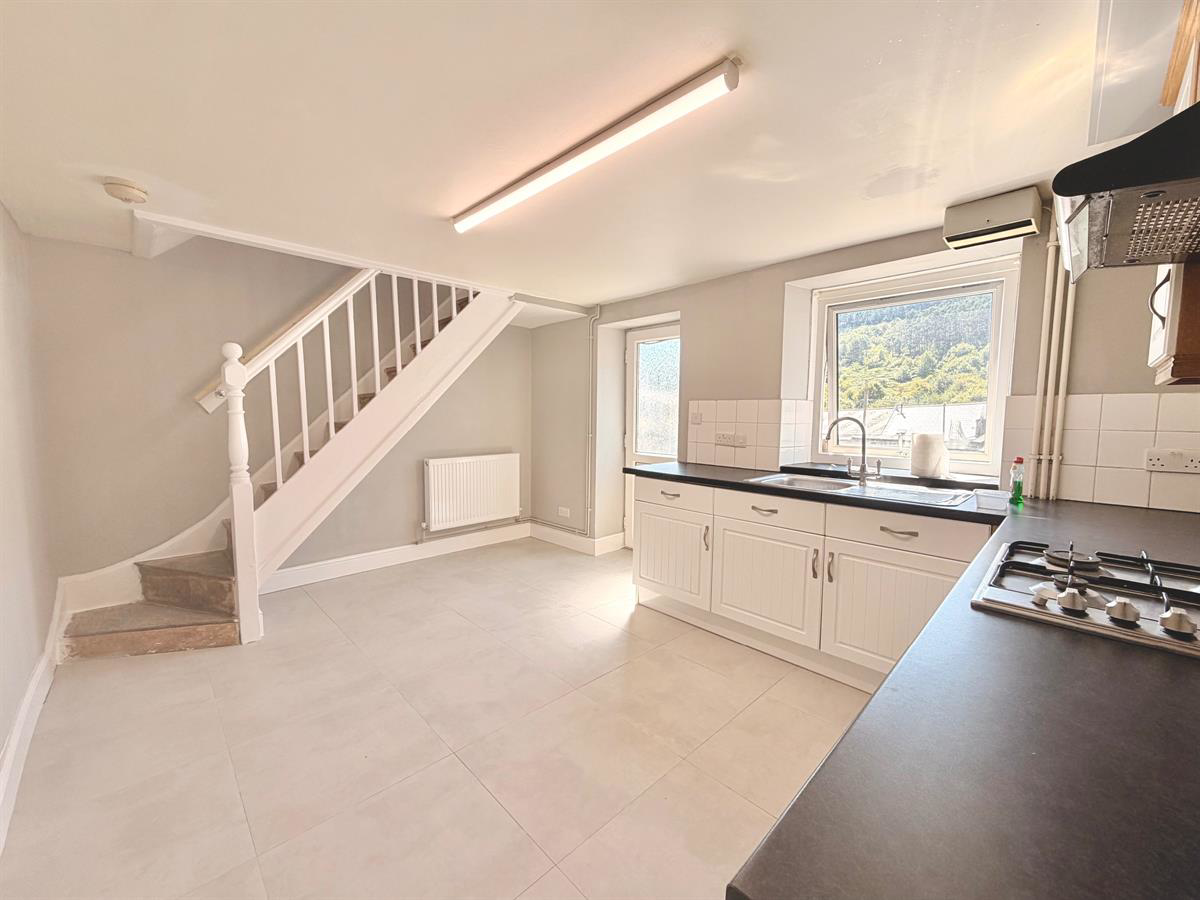 Blaengarw Road, Blaengarw, Bridgend, photo 6