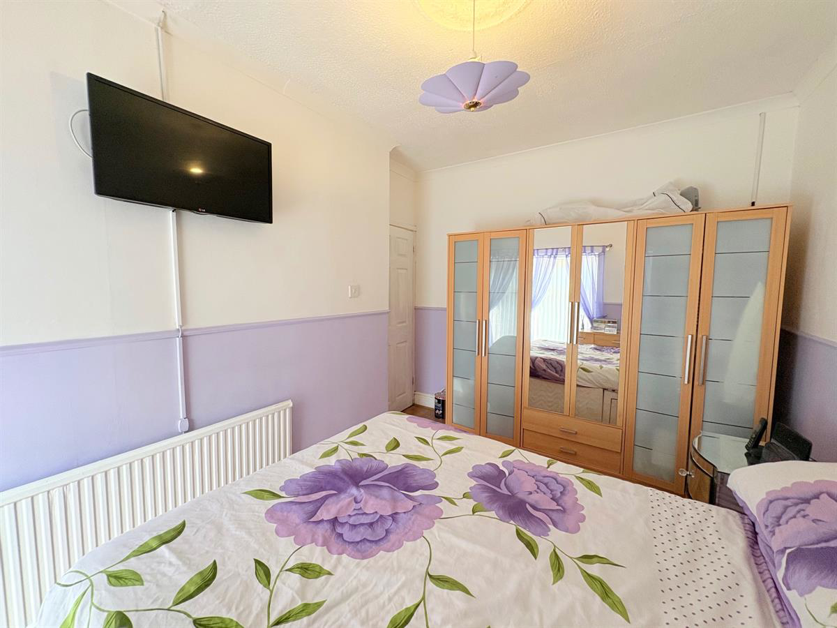 Oakdale Terrace, Tonypandy, photo 17