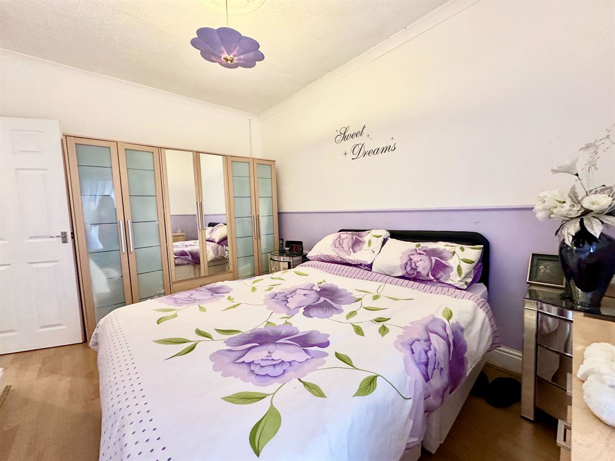 Oakdale Terrace, Tonypandy, photo 18
