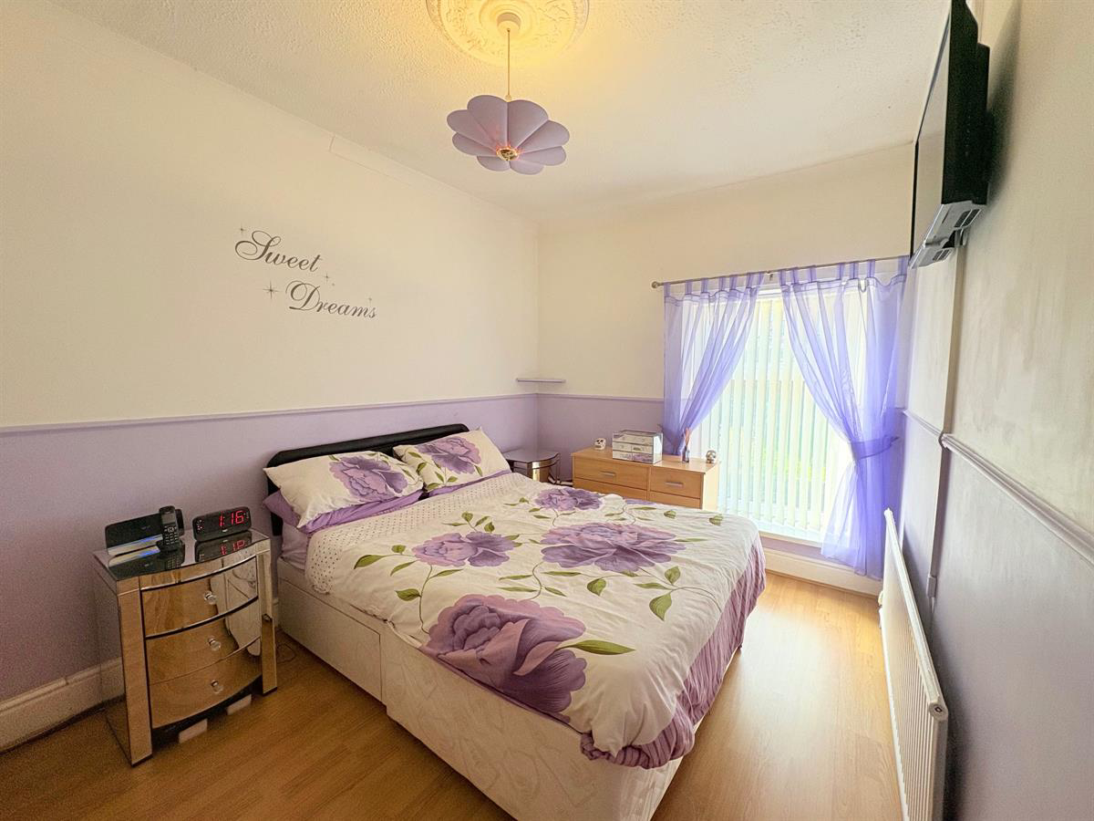 Oakdale Terrace, Tonypandy, photo 16