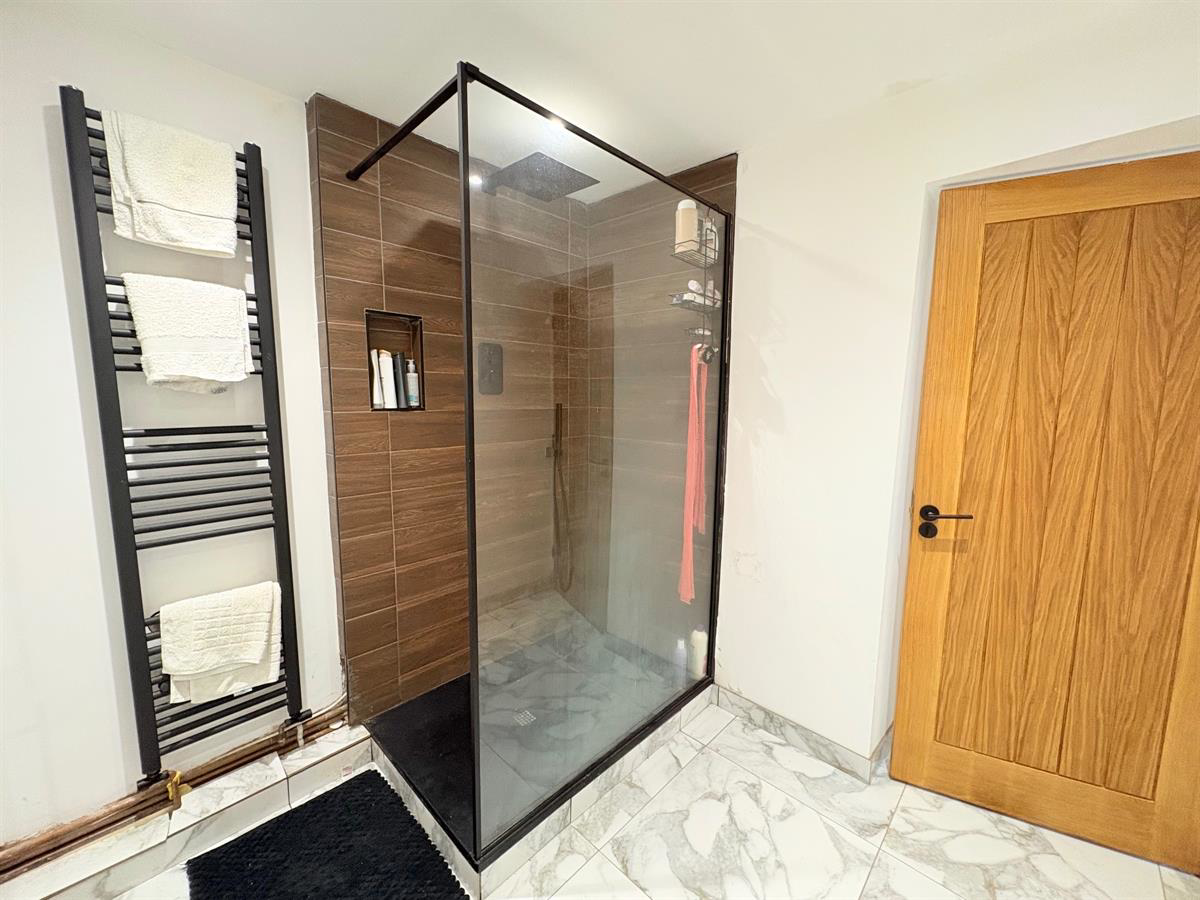 West Road, Bridgend, photo 8