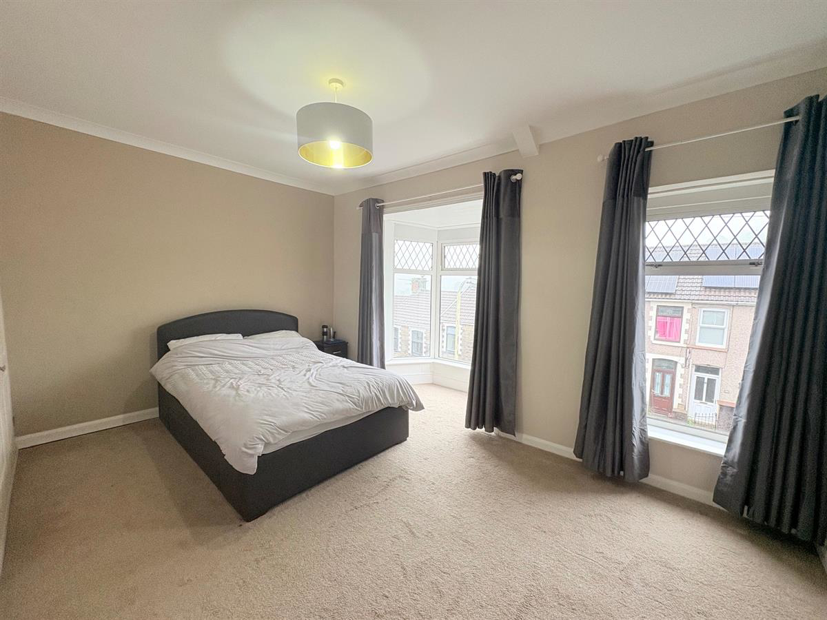 Alexandra Road, Pontycymer, Bridgend, photo 22