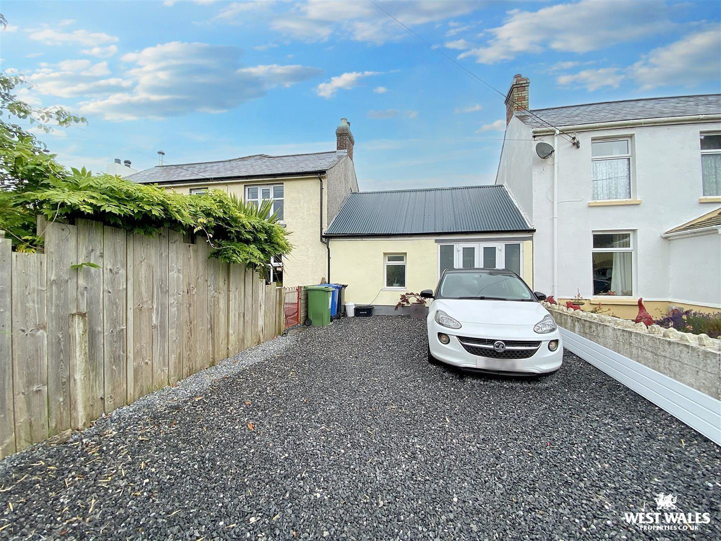 Llanybri, Carmarthen, photo 25