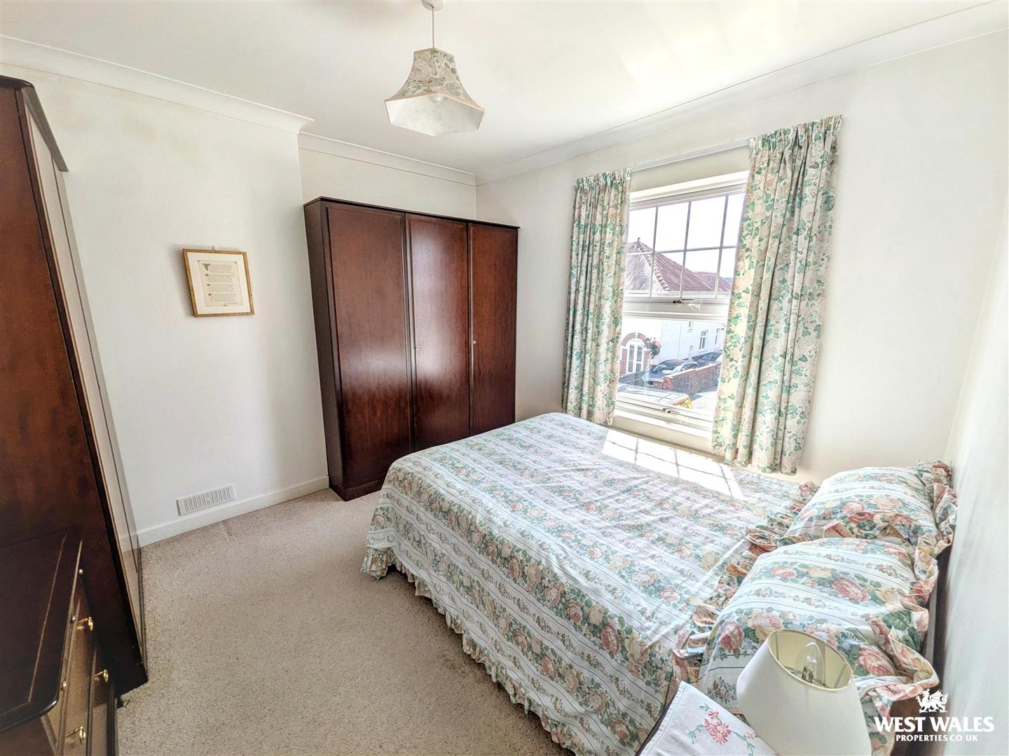 St. Nons Avenue, Carmarthen, photo 11