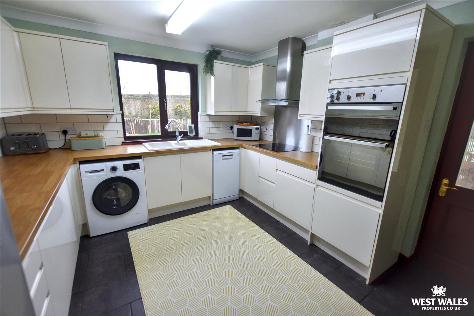 Station Road, Letterston, Haverfordwest, photo 8