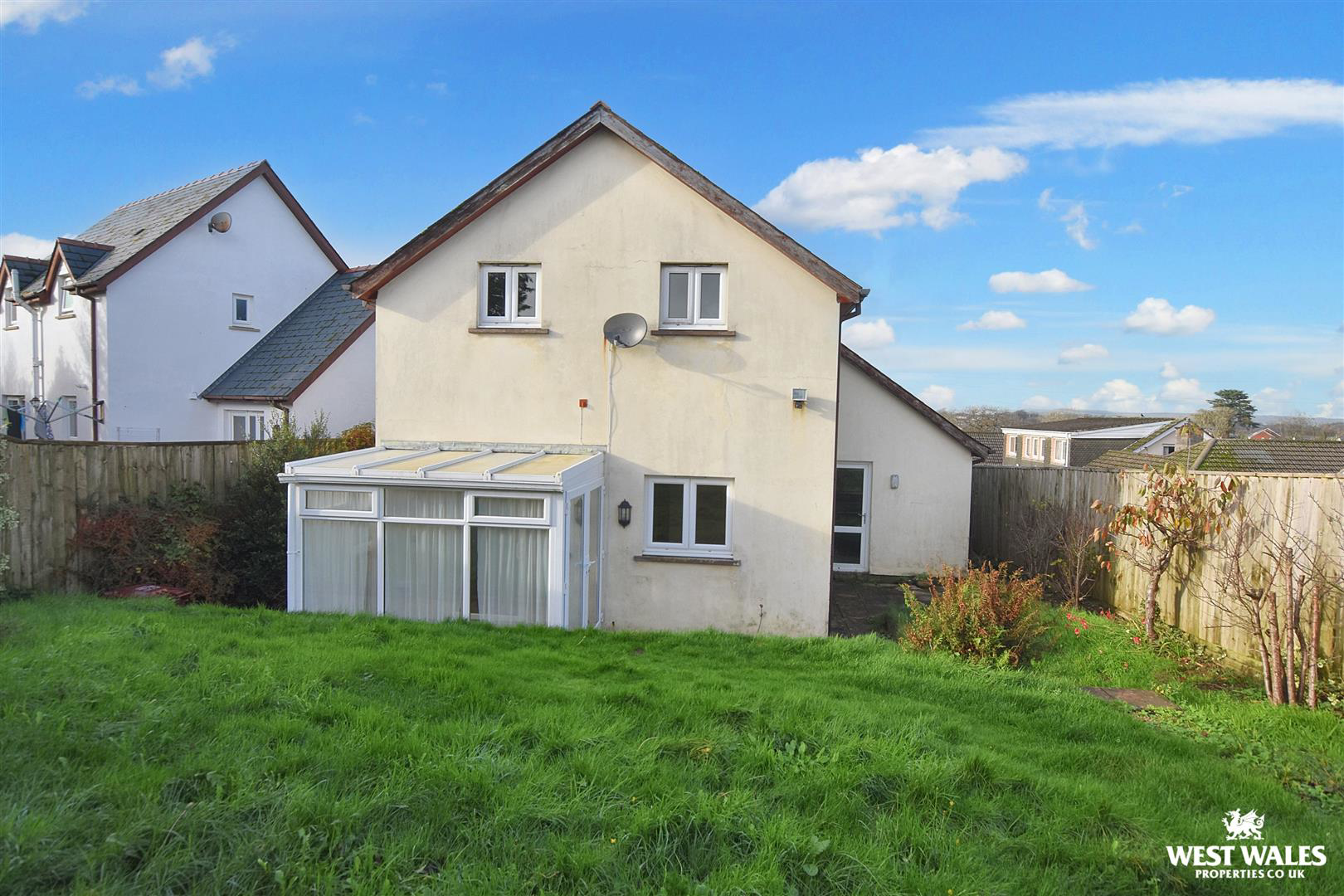 Falcon Road, Haverfordwest, photo 17