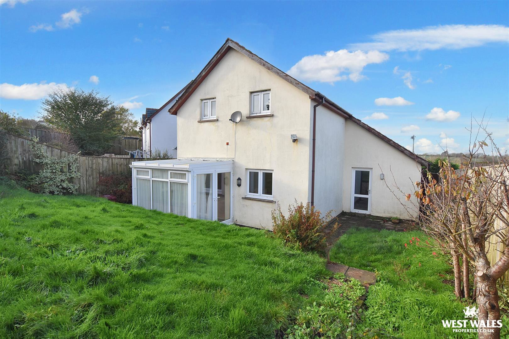 Falcon Road, Haverfordwest, photo 2
