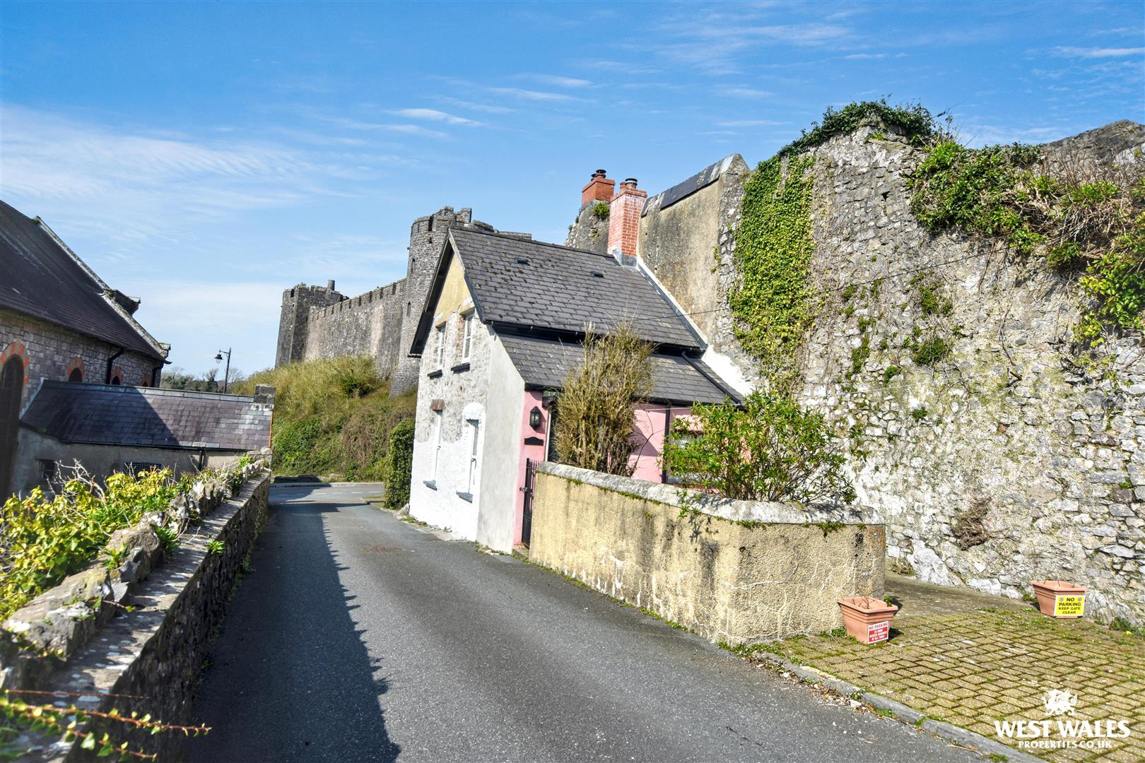 The Parade, Pembroke