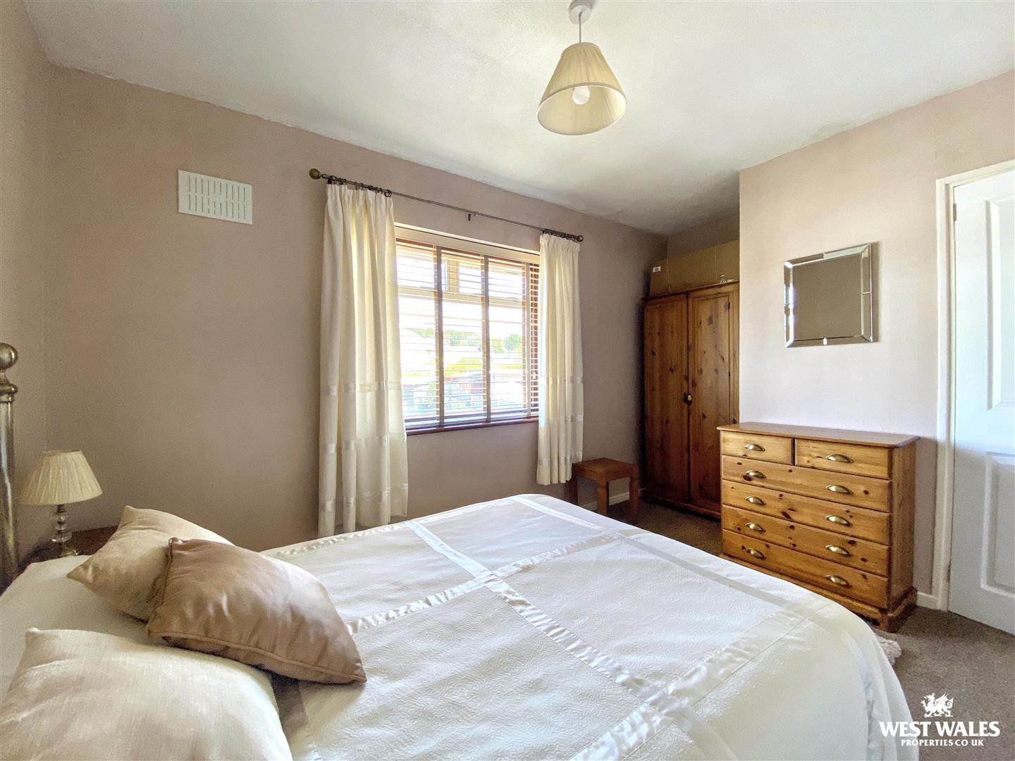 Woodbine Terrace, Pembroke, photo 10