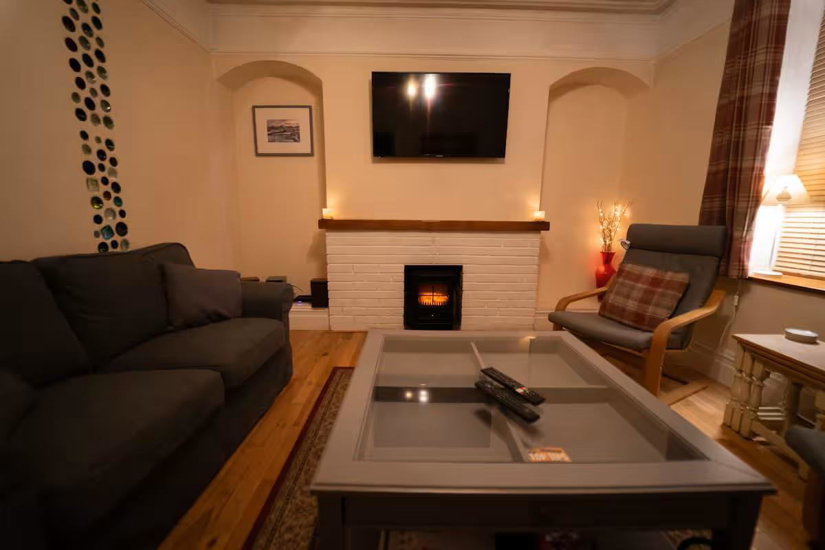 Marsh Road, Tenby, photo 2