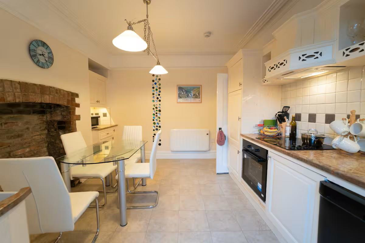 Marsh Road, Tenby, photo 5