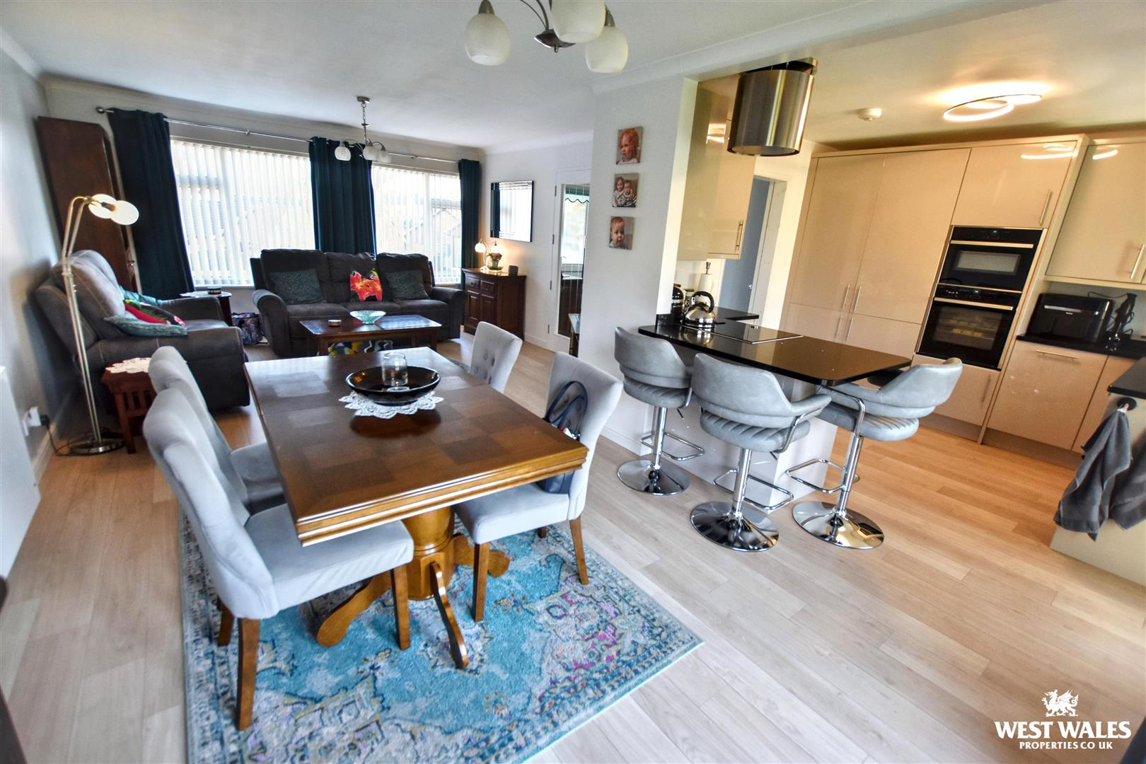 Gateholm Avenue, Milford Haven, photo 3