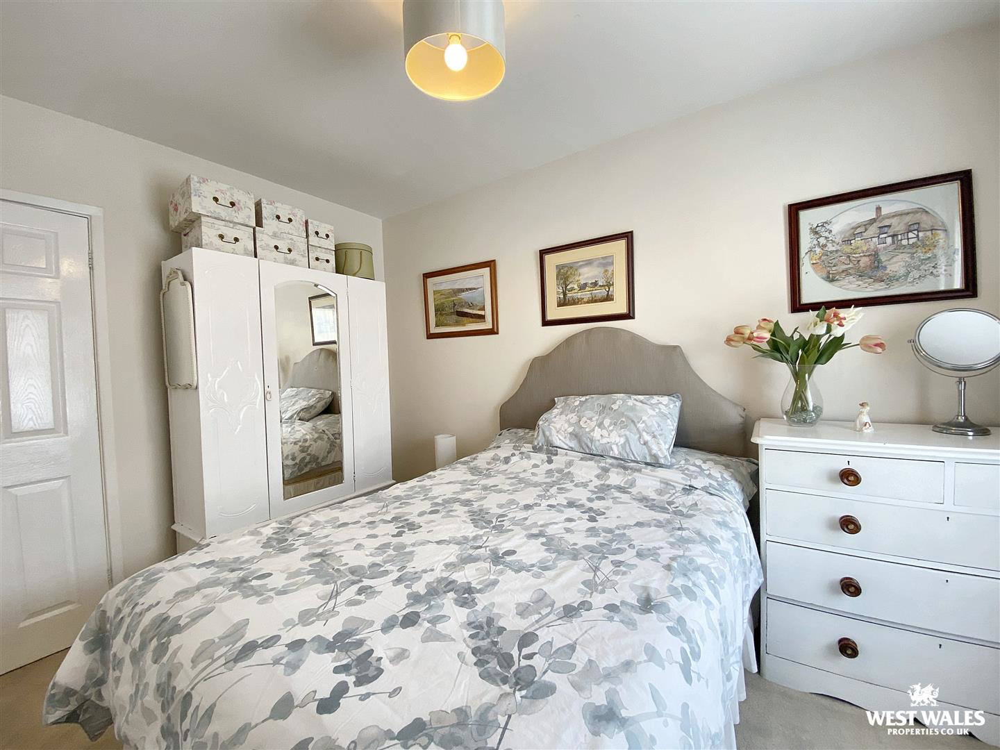 Connaught Place, Pembroke Dock, photo 12
